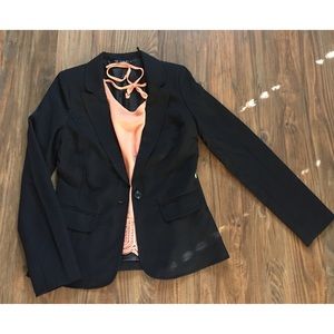 NWT BLACK BLAZER